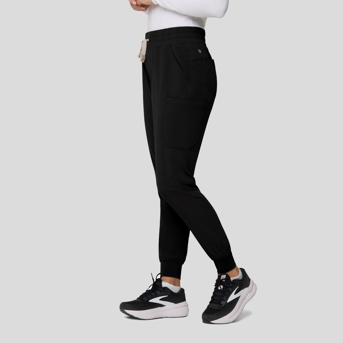 Tempo Women's Jogger Pant | Black